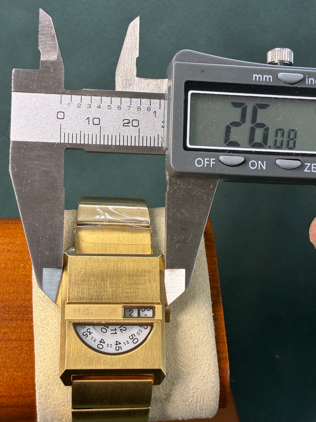 Breda Tandem Pulse tank style watch