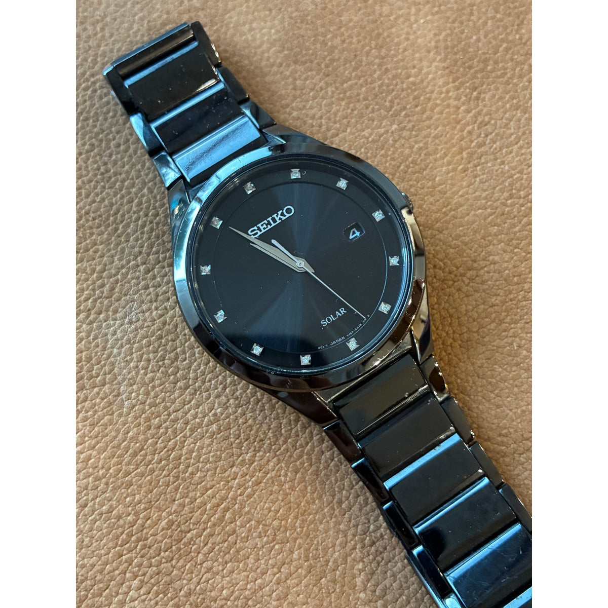 Seiko Solar V157-0AS0 Black Diamond Marker Men’s Watch Date 206422