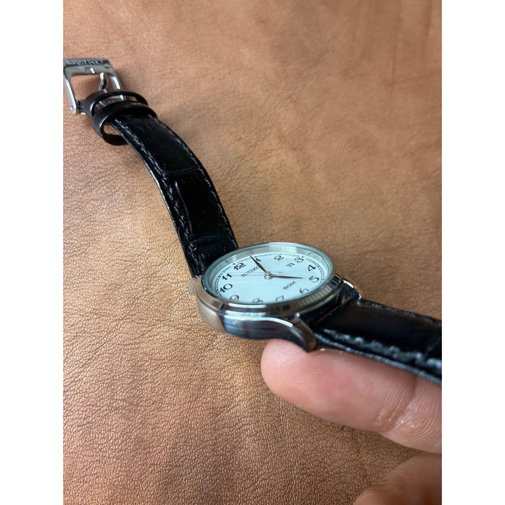 Seiko 6N42-00E0 Quartz White Arabic Dial Date Men’s Watch 50M Japan