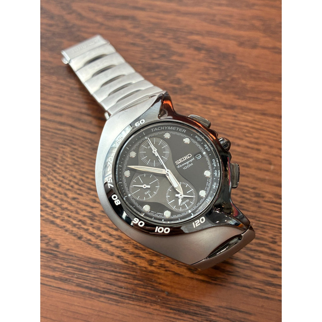 Seiko 7T62-0AM0 asymmetrical chronograph Black Dial Original bracelet