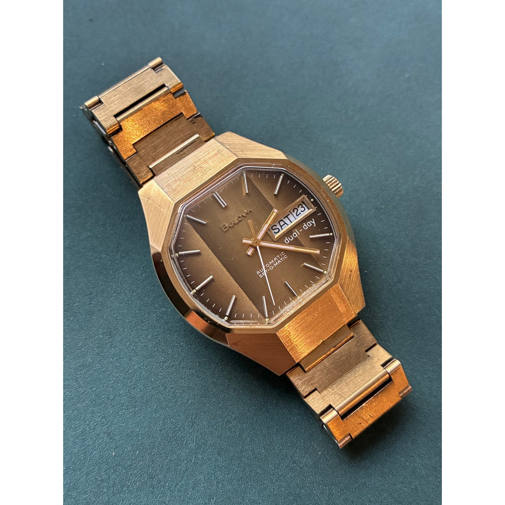 Vintage Bulova Accutron Dual-Day Automatic Gold Tone Day Date Watch