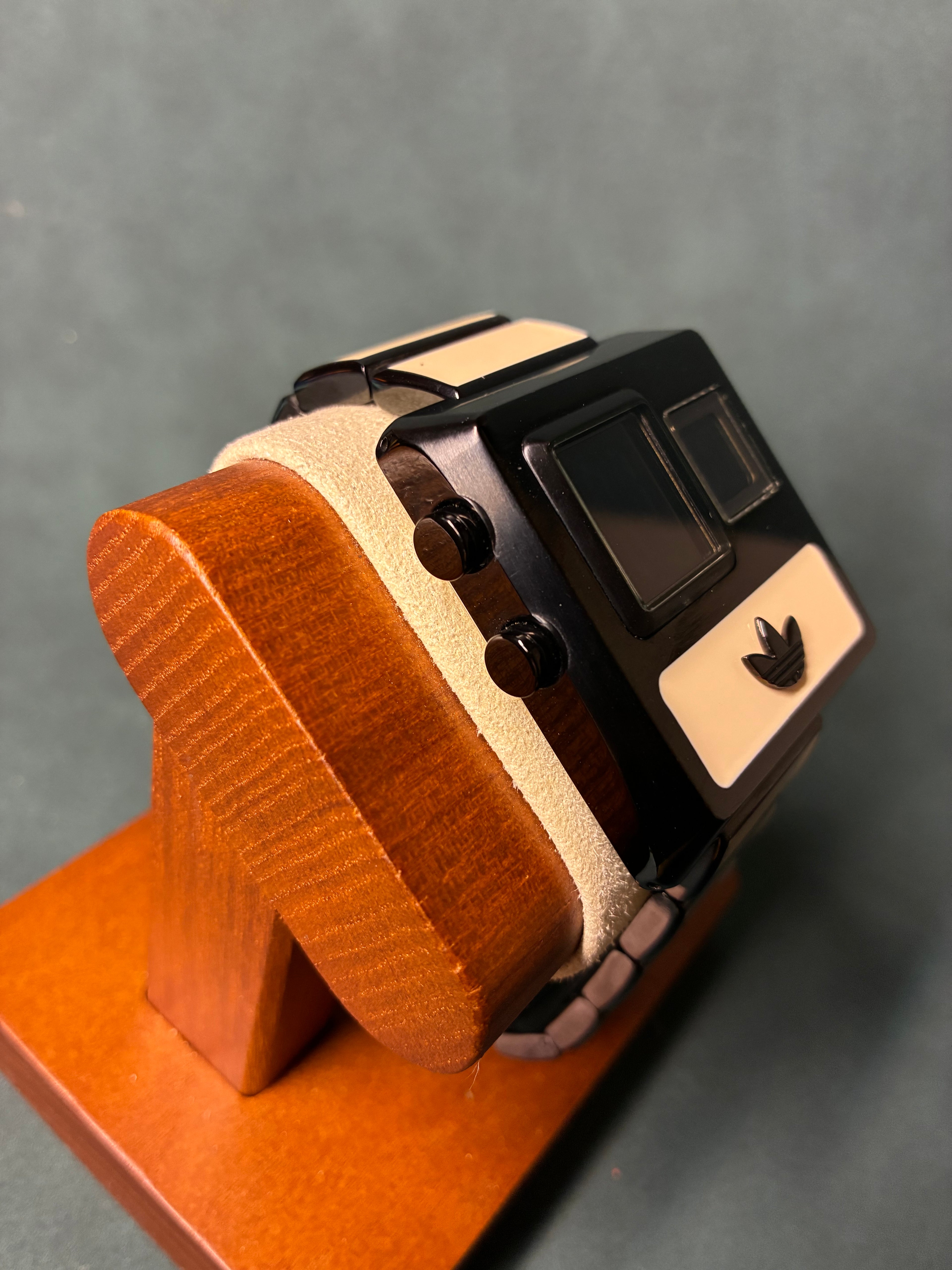 Adidas Original Vancouver Edition Watch with original bracelet