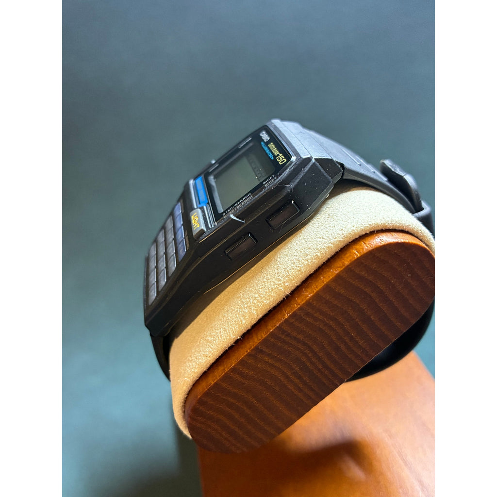 Pristine NOS DBC-150 Casio calculator Watch