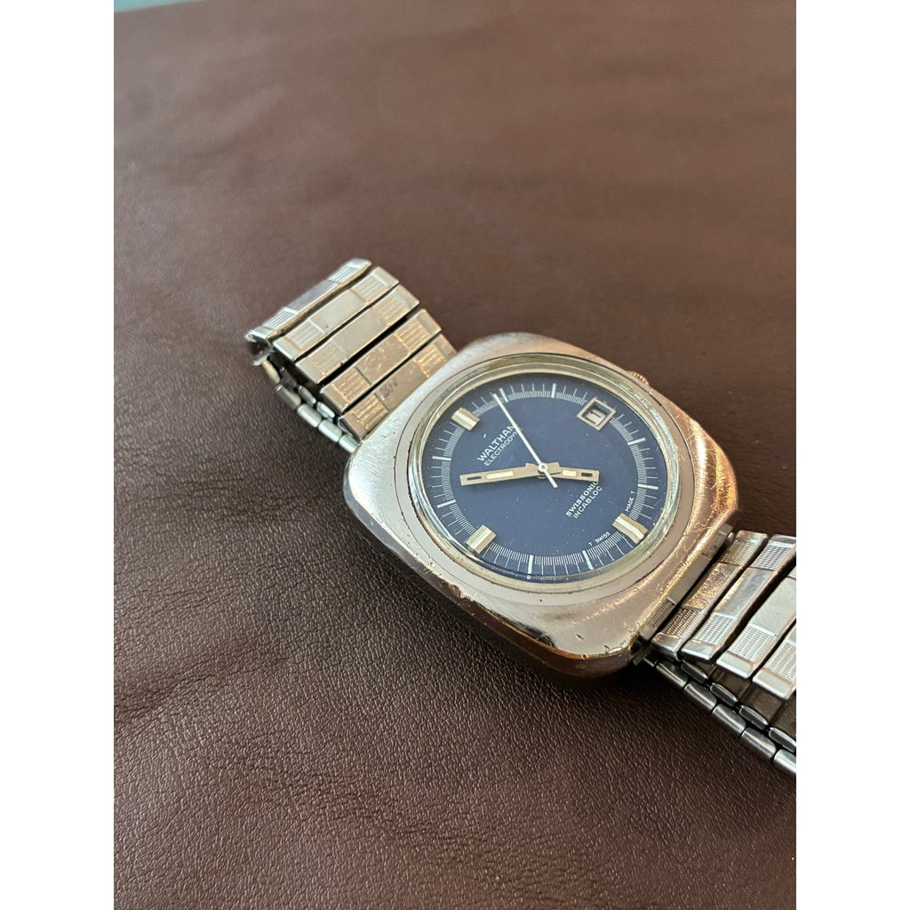 Vintage Waltham Electrodyne Swiss Blue Dial Date Men’s Watch Runs Well 1970s