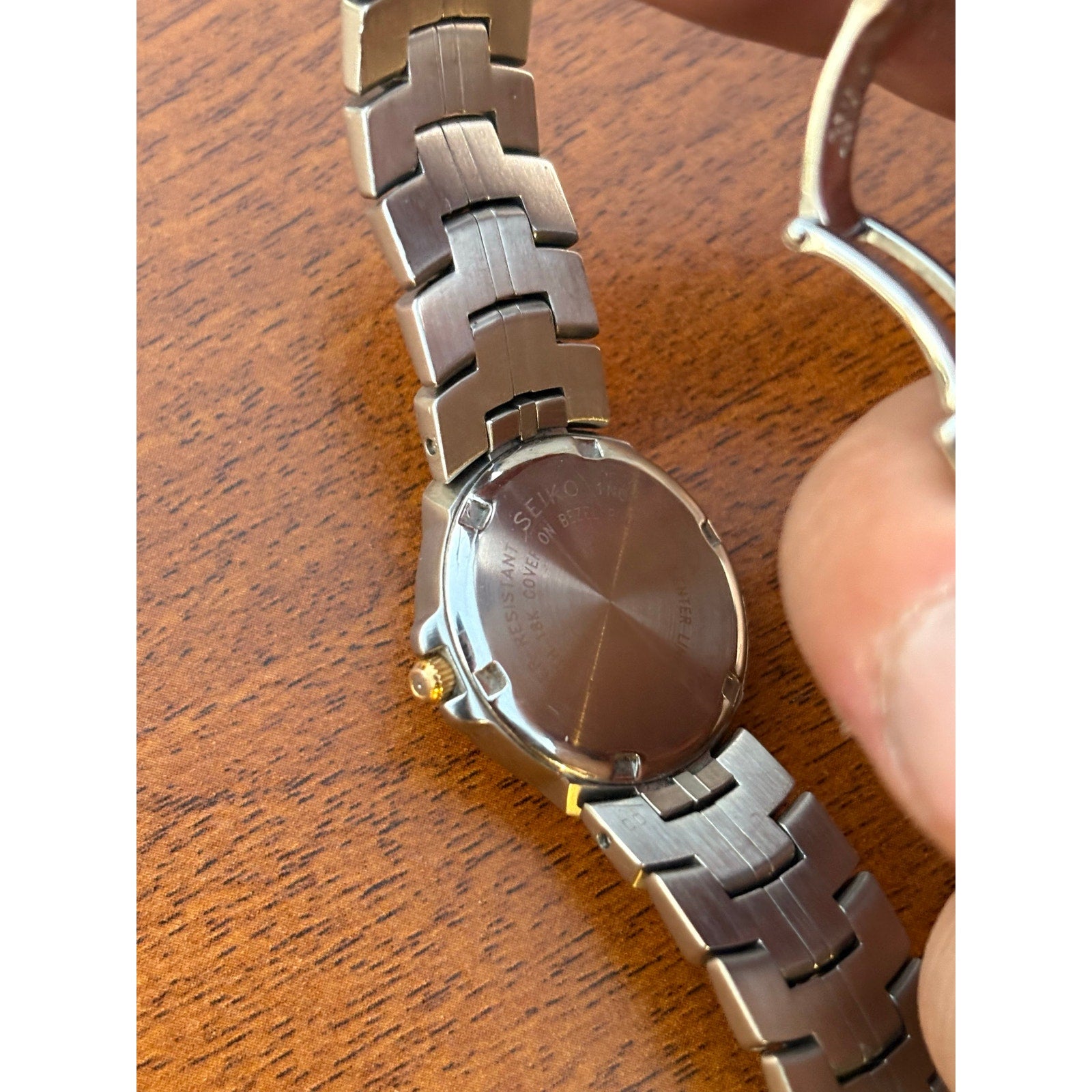 Vintage Seiko 1N01-H966 18k gold bezel/band details running