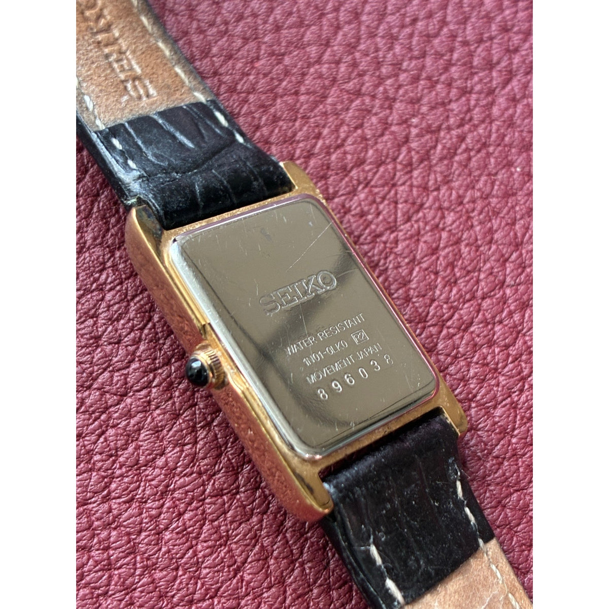 Vintage Seiko 1N01-0LK0 Tank Quartz Gold Tone Roman Numeral Dial Japan Watch