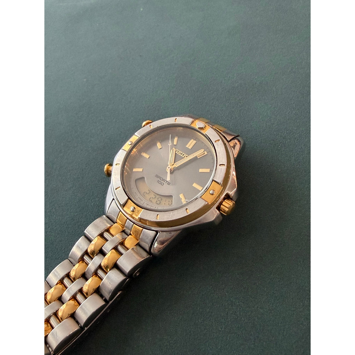 Vintage Seiko Sports 100 H801-7079 Ana Digi  Men’s Watch Japan OEM