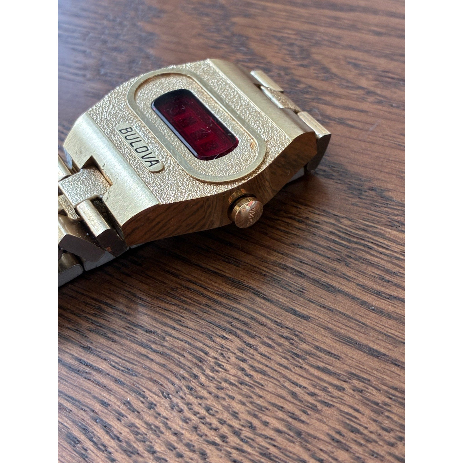 Bulova Big Block N4 1974 LED Excellent Condition