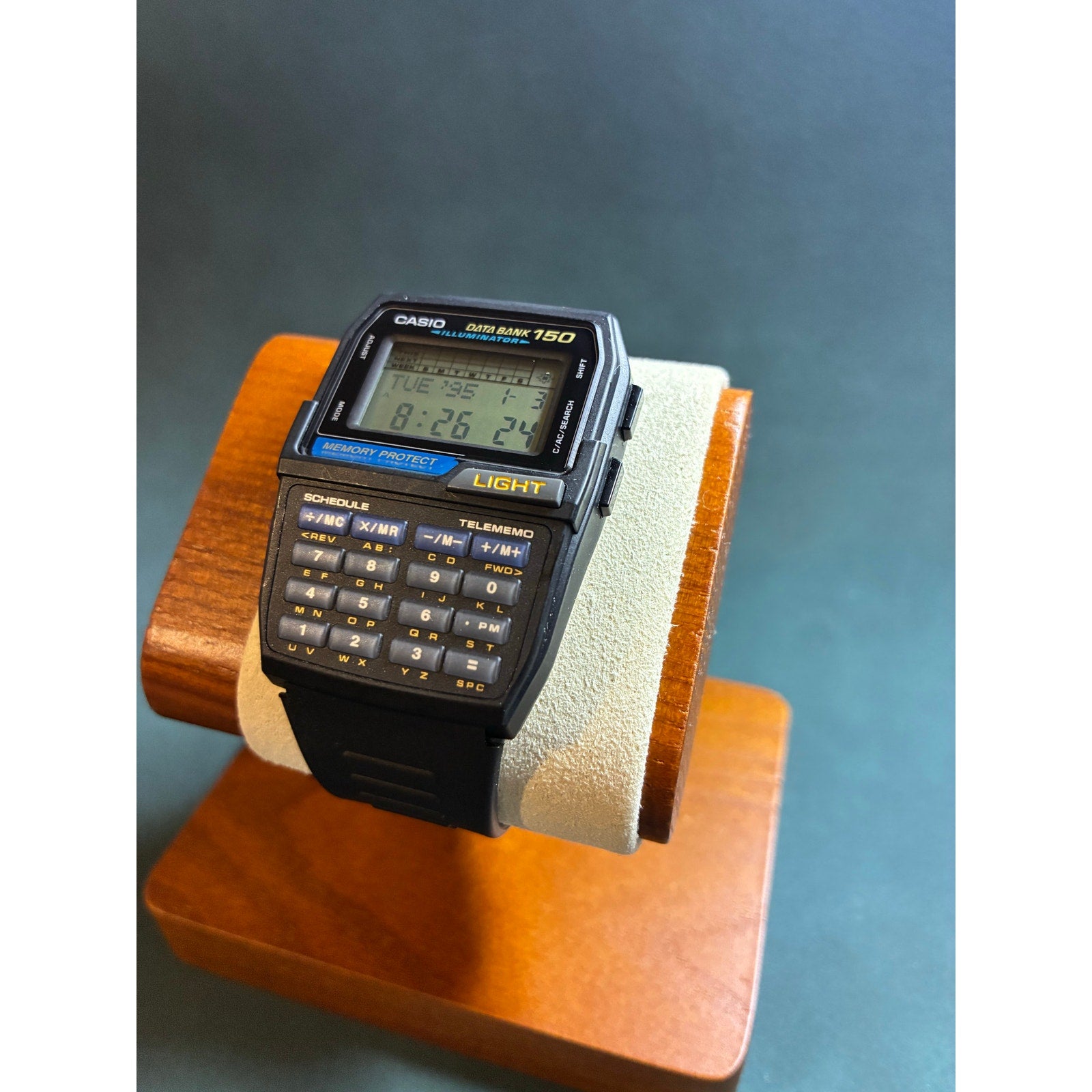 Pristine NOS DBC-150 Casio calculator Watch