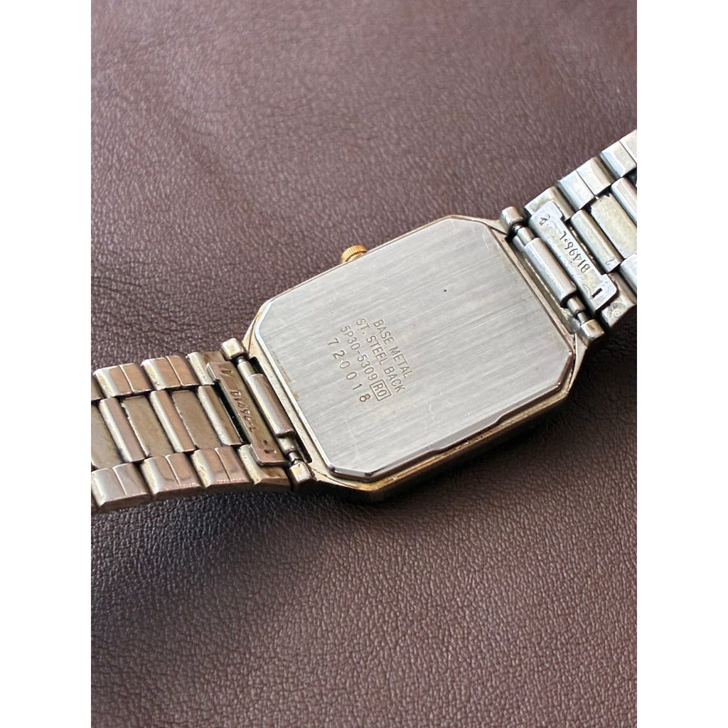 Vintage Seiko 5P30-5309 Quartz Gray Dial Gold Tone Men’s Watch Japan OEM