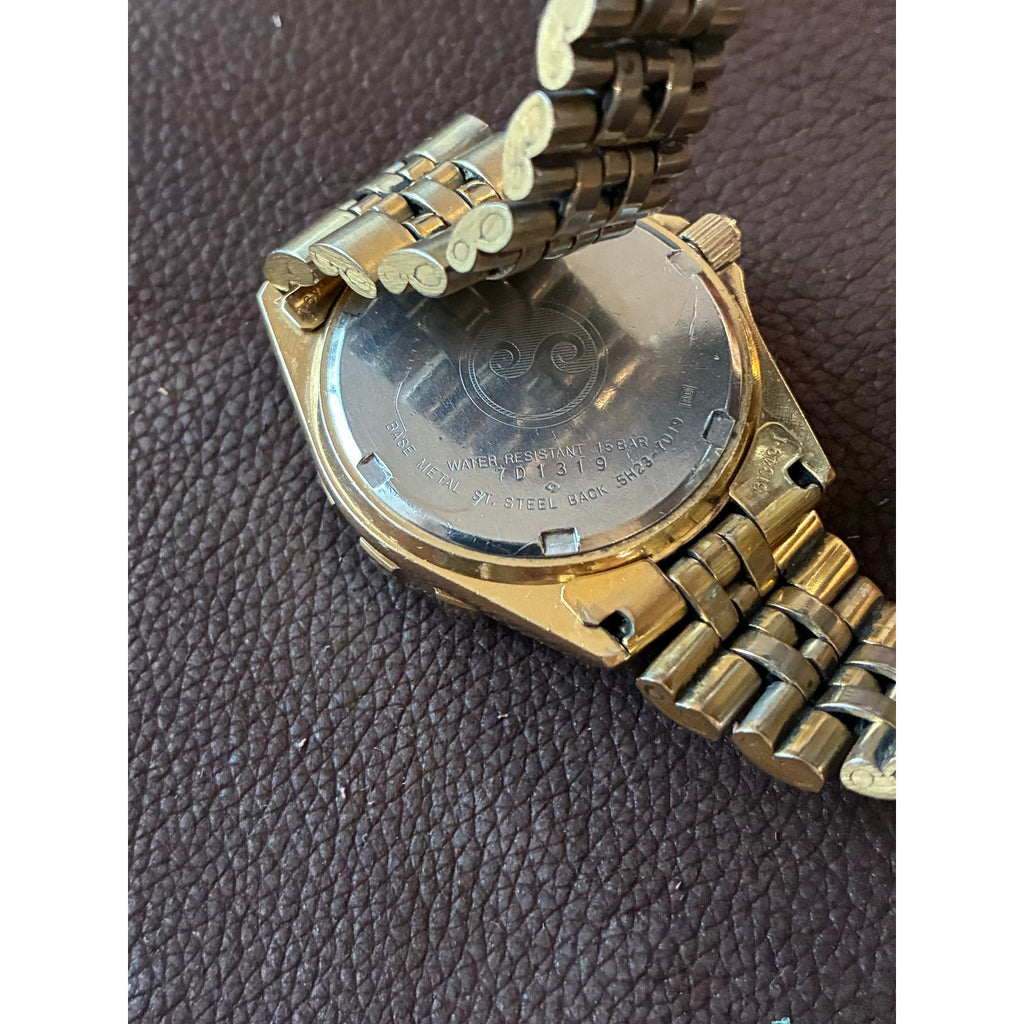 Vintage Seiko Sports 150 5H23-7D19 Quartz Day Date Gold Tone Diver Watch