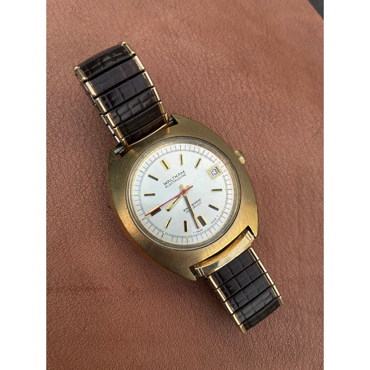 Vintage Waltham Sonic Electronic Swiss Made Gold Tone Men's Watch