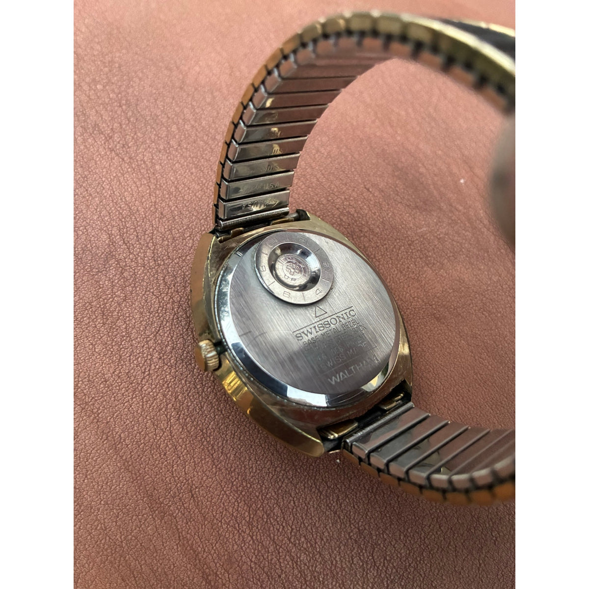 Vintage Waltham Sonic Electronic Swiss Made Gold Tone Men's Watch