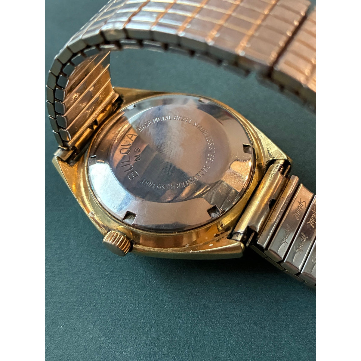 Vintage Bulova Automatic Dual Day Date Swiss Brown Dial Gold Tone Watch