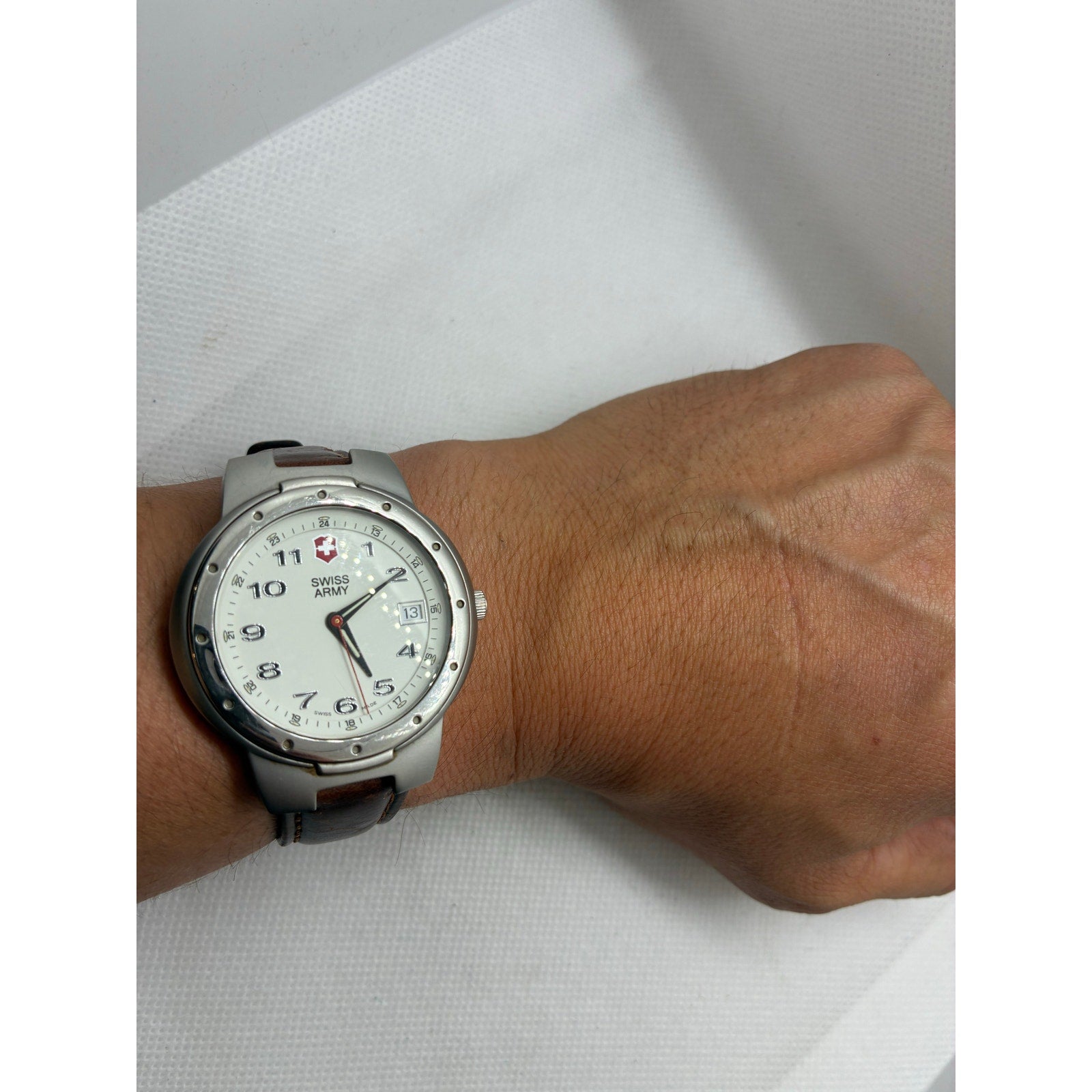 Vintage Swiss Army Valiant Watch Men’s quartz