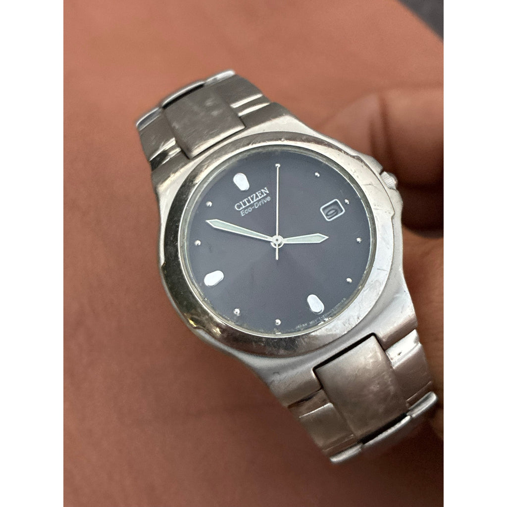 Citizen Eco-Drive E111-K16750 Black Dial Stainless Steel Watch Vintage