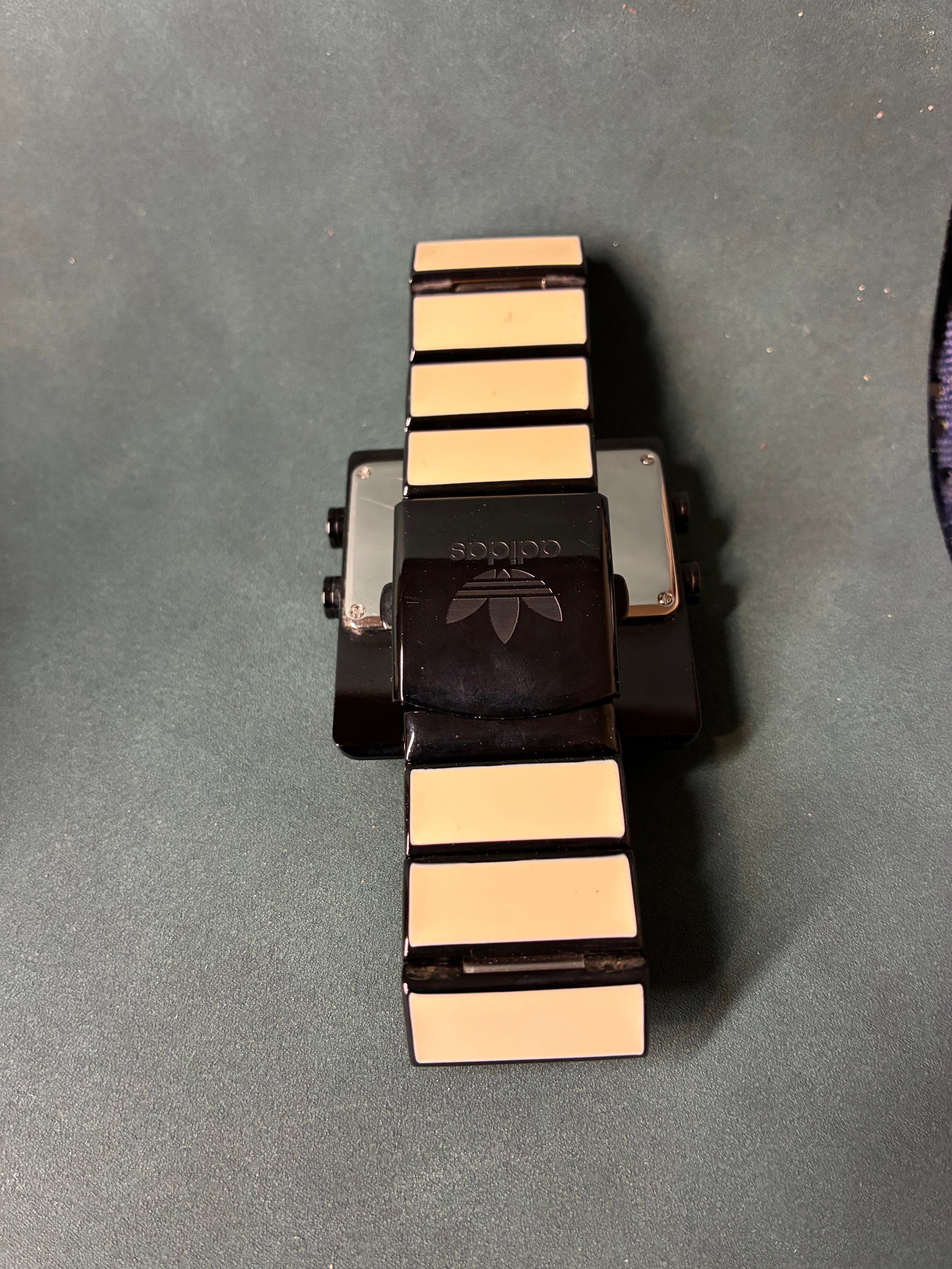 Adidas Original Vancouver Edition Watch with original bracelet