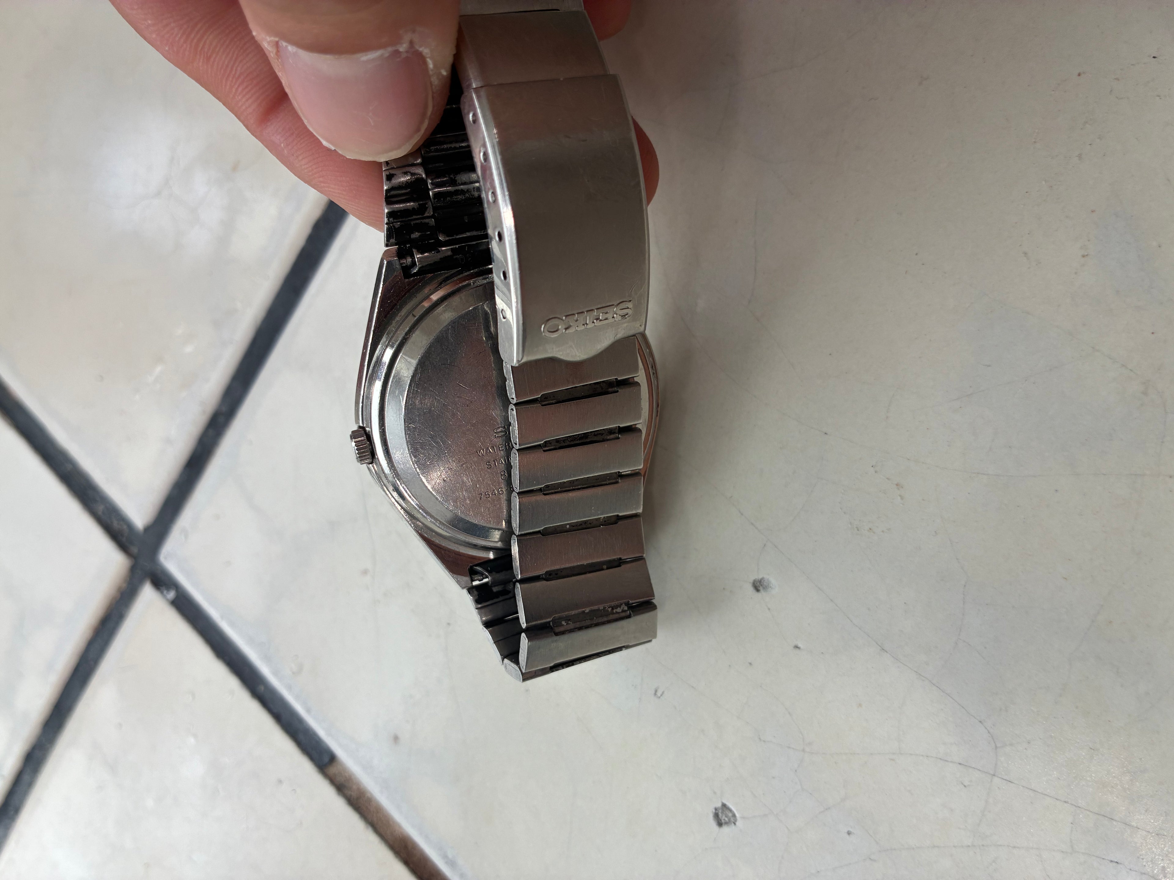 Vintage Seiko Type II Quartz 7546-8090 Black Dial Stainless Steel Japan