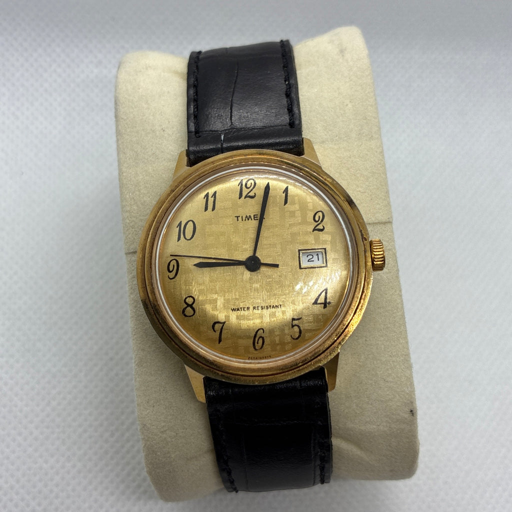 Vintage 1970-1972 Timex Linen Dial Mechanical