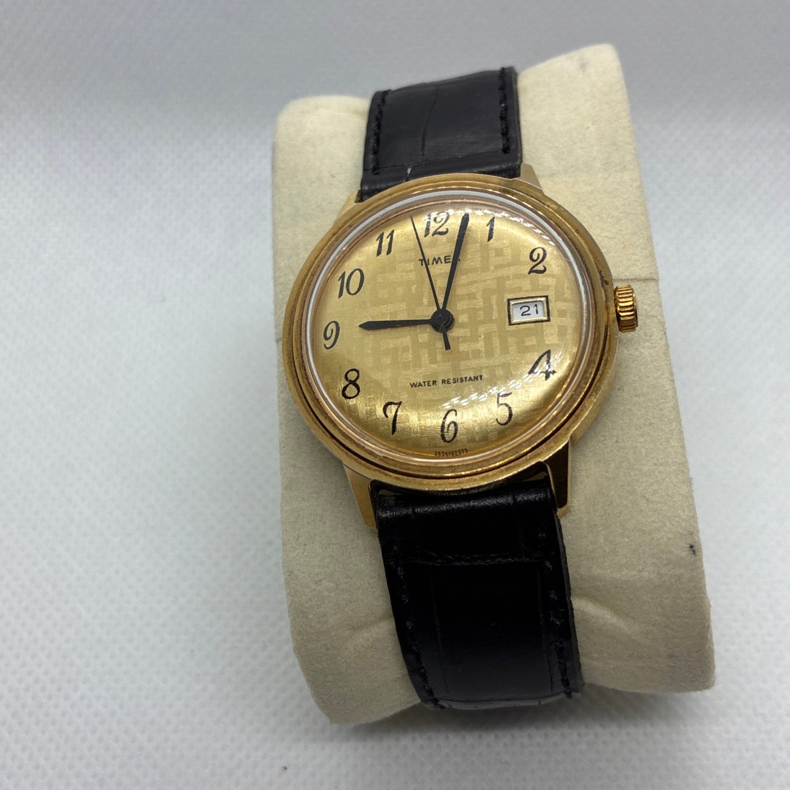 Vintage 1970-1972 Timex Linen Dial Mechanical