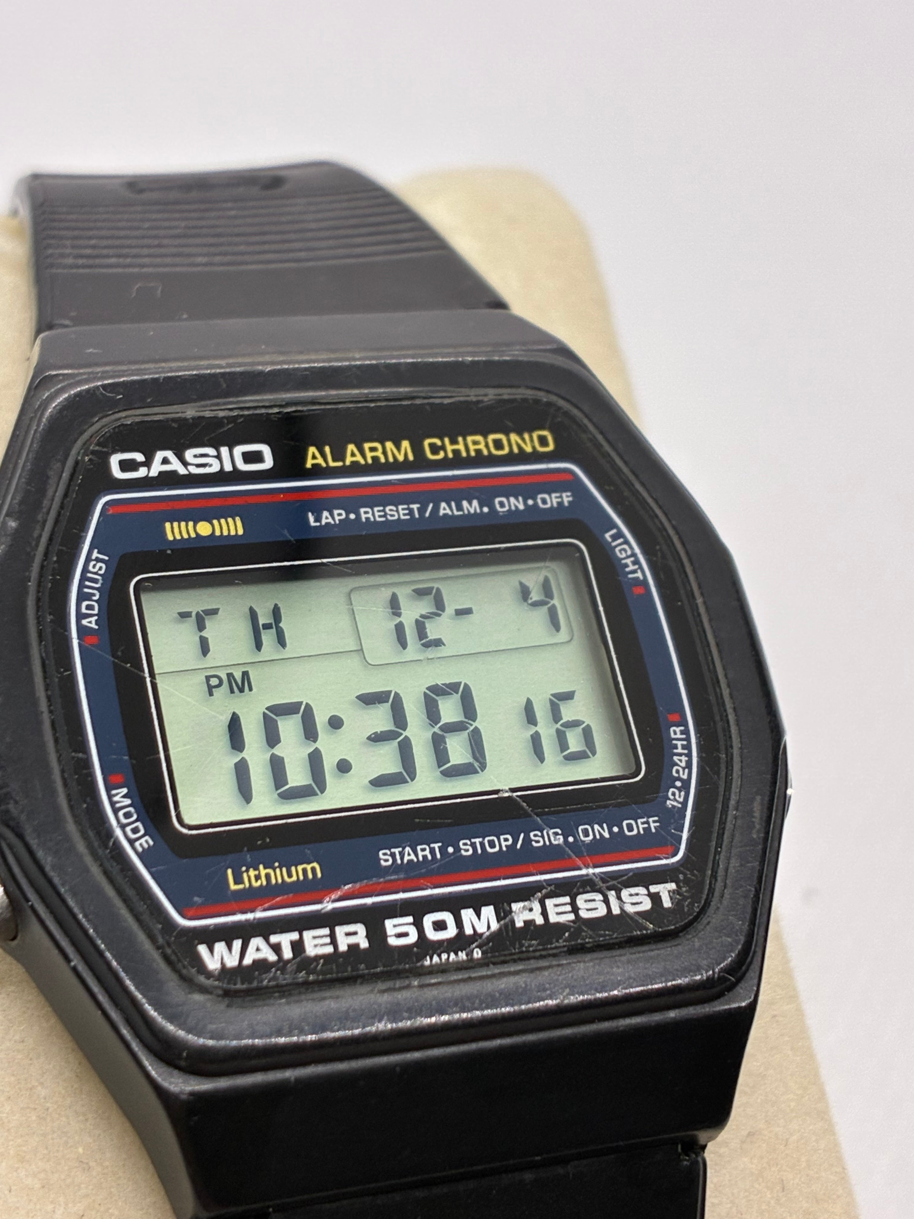Vintage Casio W-26 Digital Alarm Chronograph Watch – Module 248 – 50M Water Resist
