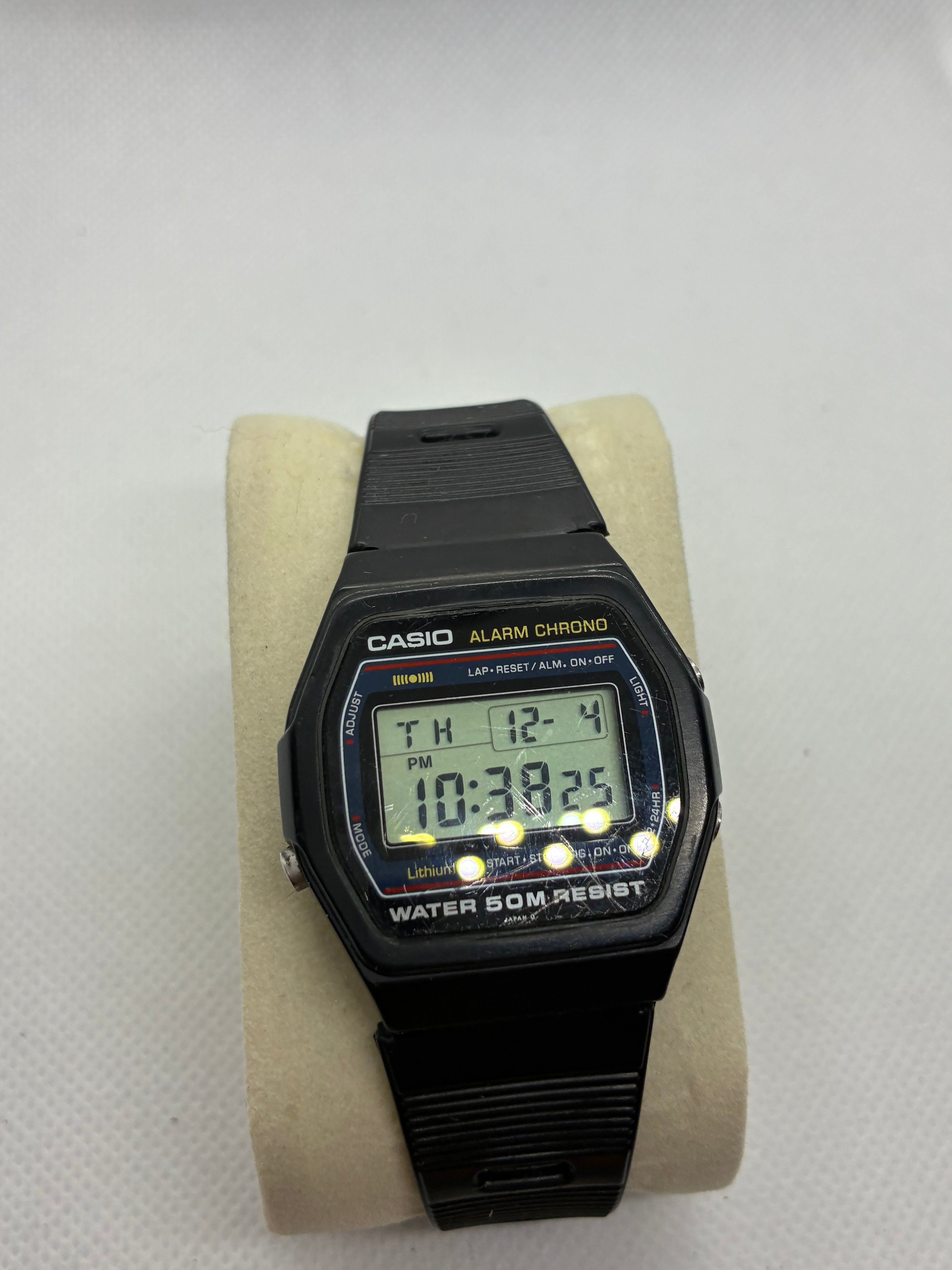 Vintage Casio W-26 Digital Alarm Chronograph Watch – Module 248 – 50M Water Resist