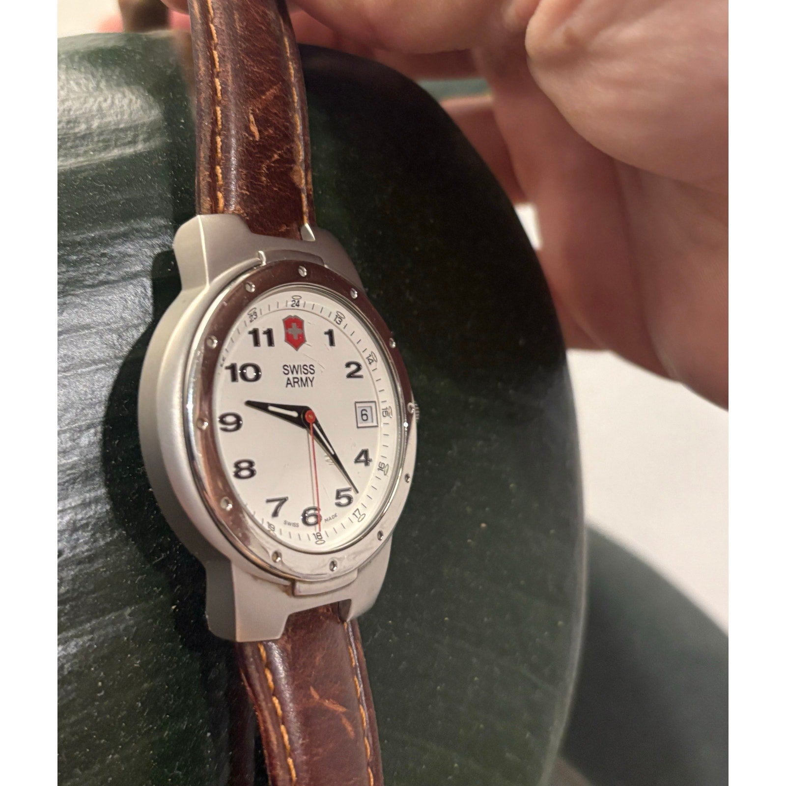 Vintage Swiss Army Valiant Watch Men’s quartz