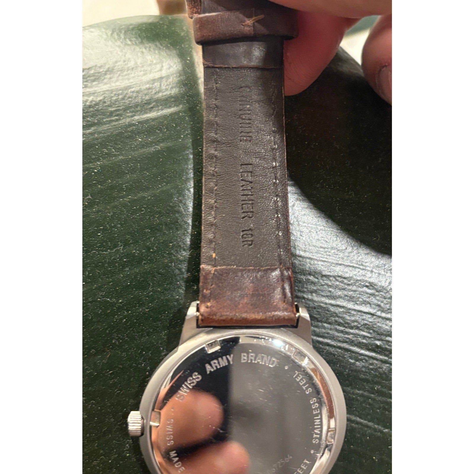 Vintage Swiss Army Valiant Watch Men’s quartz