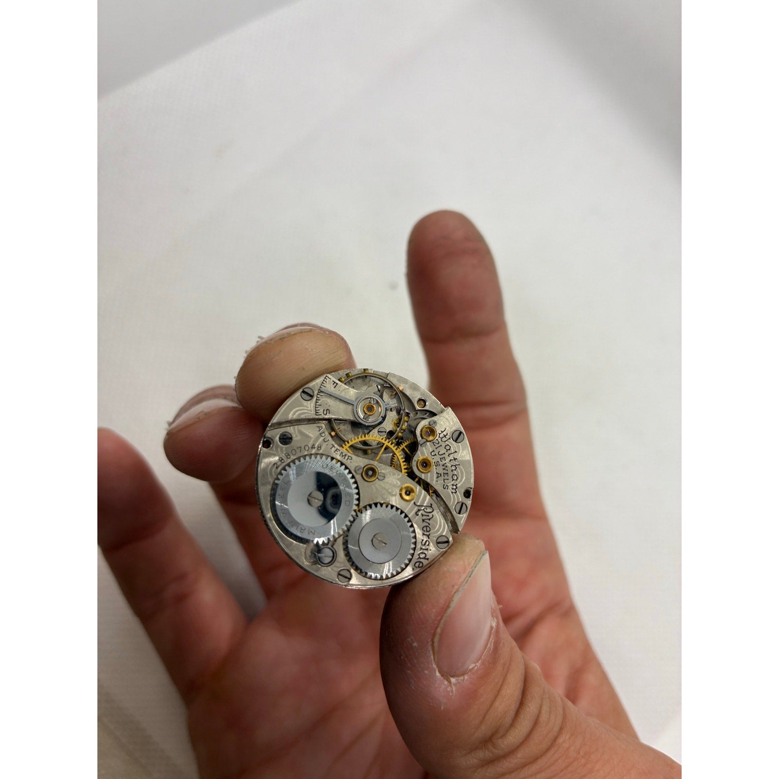 1940’s Waltham Riverside 17 Jewel Sub-Seconds Manual Wind-Original Dial- Running