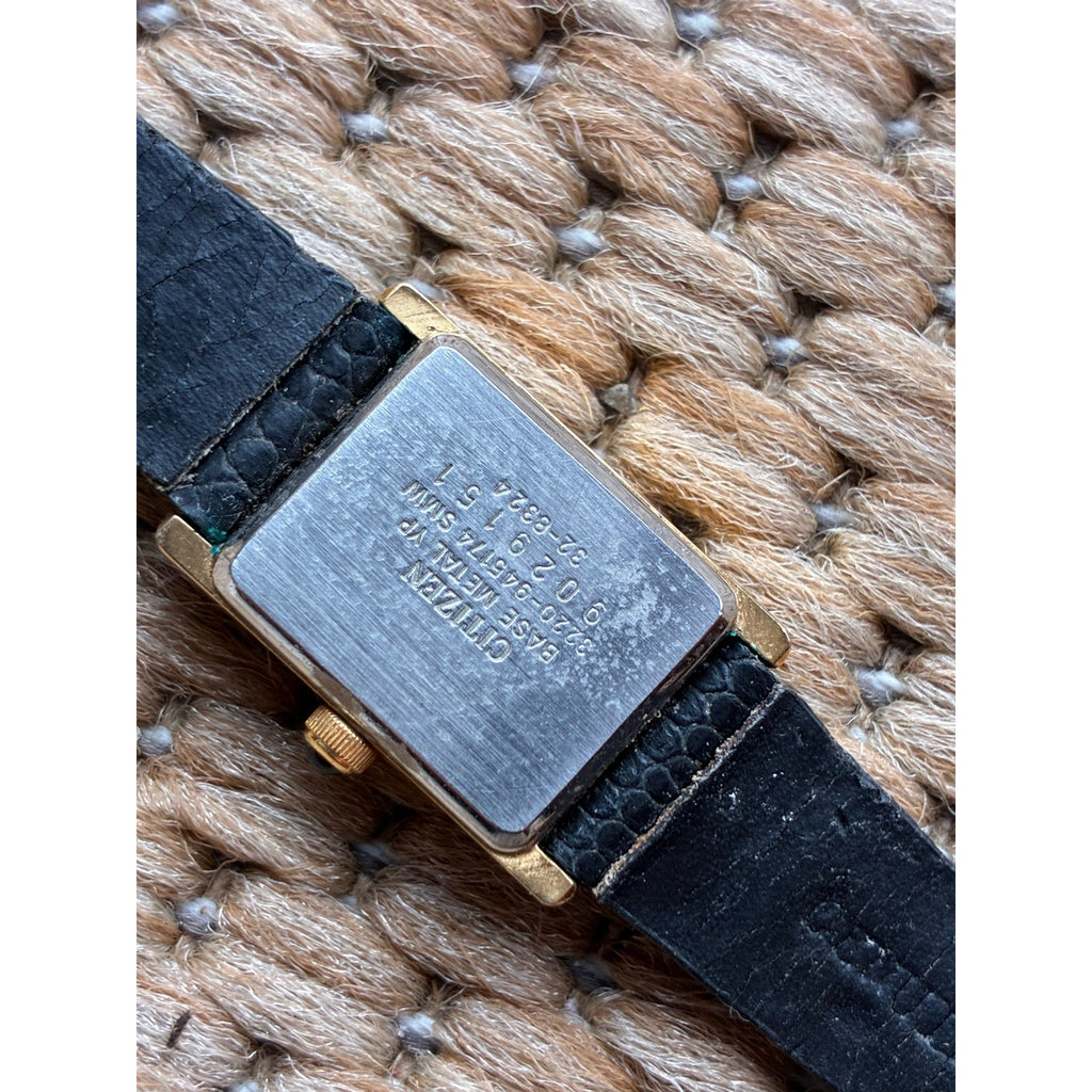 Vintage Citizen Quartz Tank Watch 3220-951074 Gold Tone Roman Numeral Japan