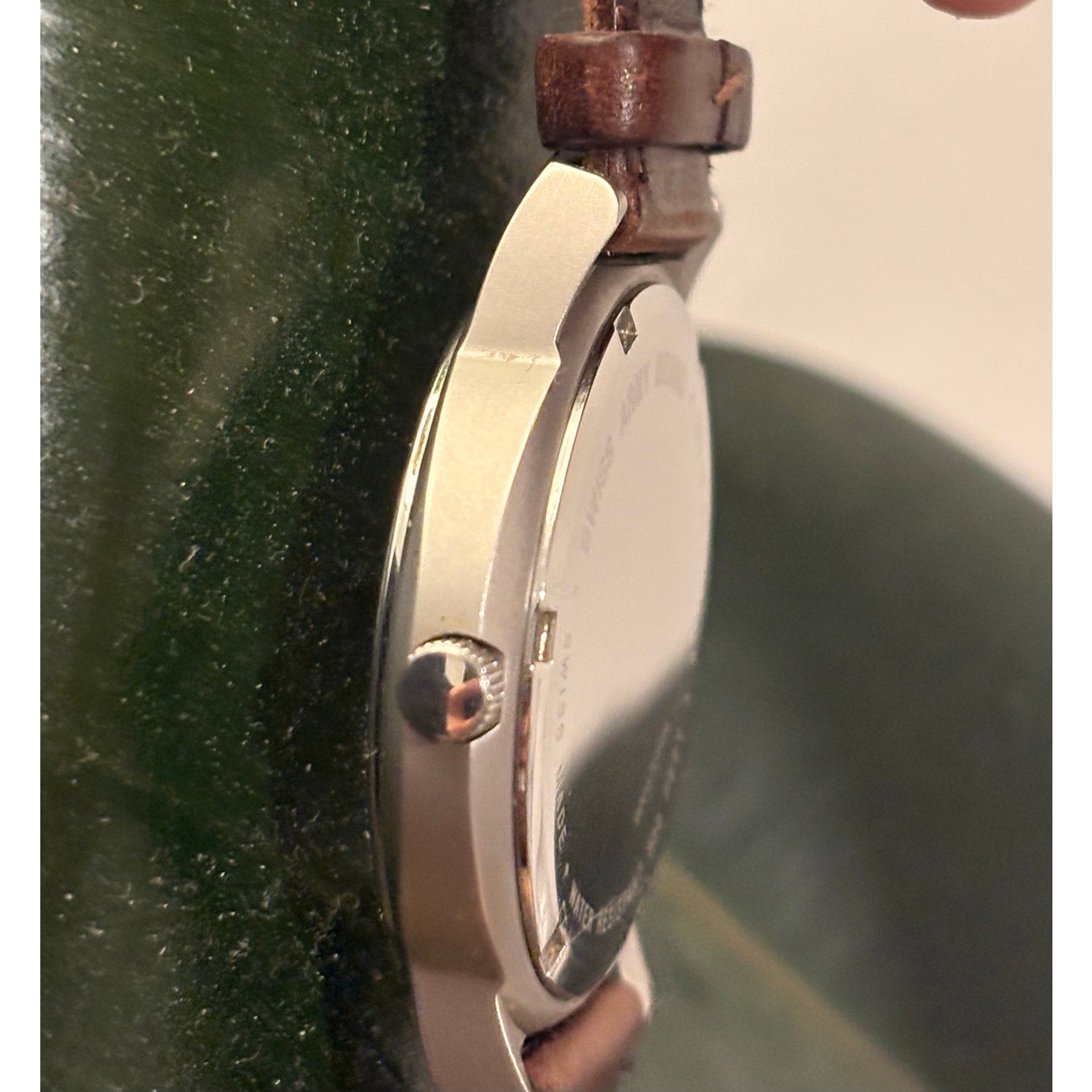 Vintage Swiss Army Valiant Watch Men’s quartz