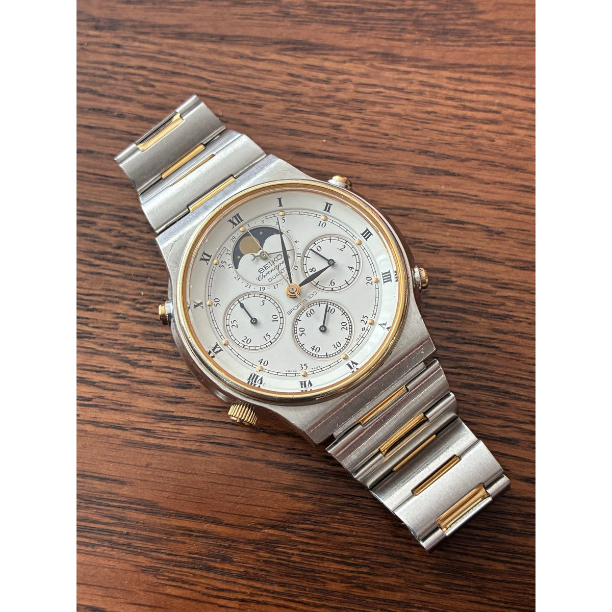 Seiko 7A48-7000 Moon Phase Chronograph Quartz Two Tone Men’s Watch Japan