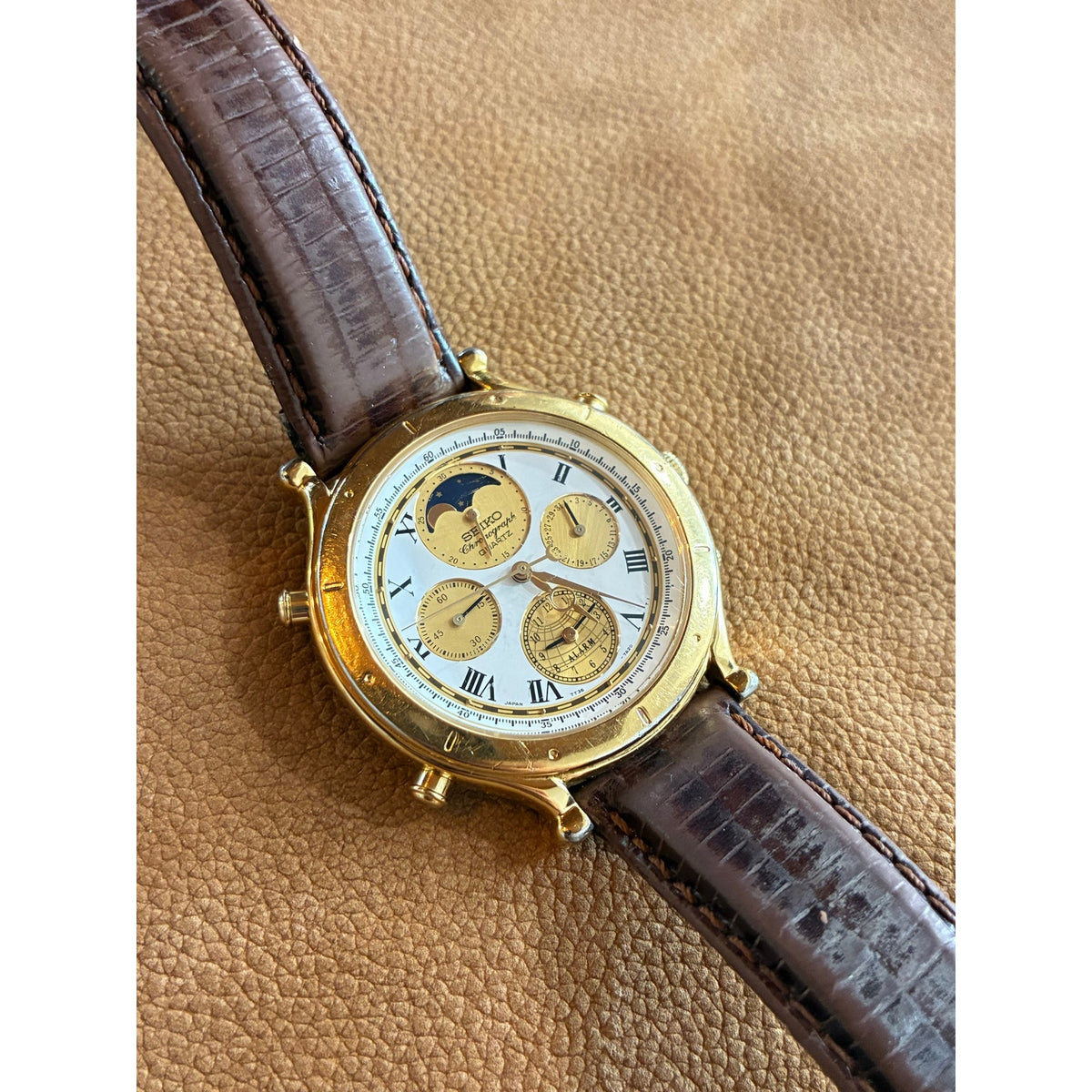 Vintage Seiko Age of Discovery 7T36-7A10 Moonphase Chronograph Alarm – Gold Tone