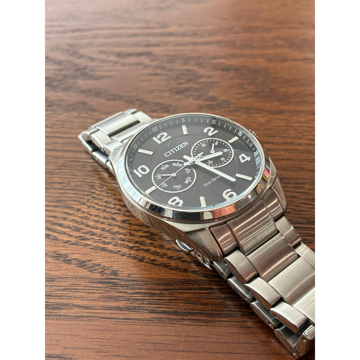 Citizen Eco-Drive 8635-S087371 Men’s Black Dial Day Date Solar Watch Runs Well
